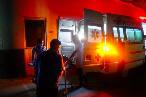 Cứu nam thanh niên 28 tuổi bị đâm thấu tim