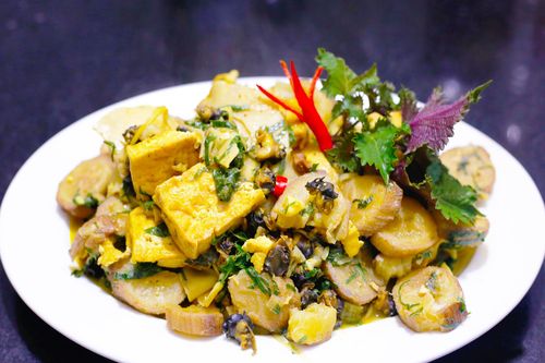 Tối nay ăn gì: Ốc om chuối đậu