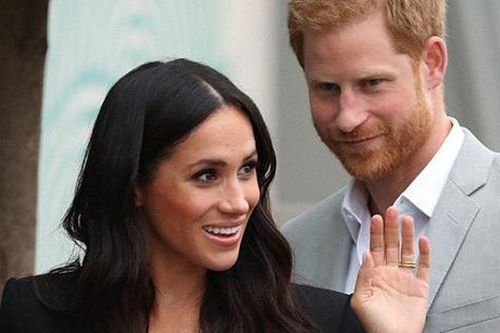 Cha Meghan khiến dư luận dậy sóng khi khẳng định 'con gái tôi đang sợ hãi, nỗi đau hiện trên nụ cười'