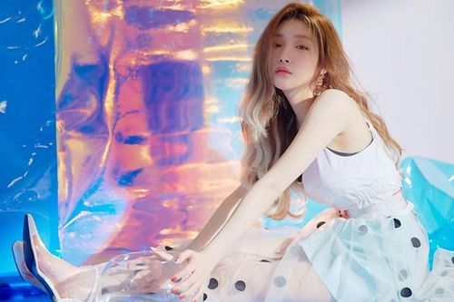 Mặc bão gian lận nhạc số, thành viên I.O.I vẫn đường hoàng leo lên ngôi No.1 loạt BXH