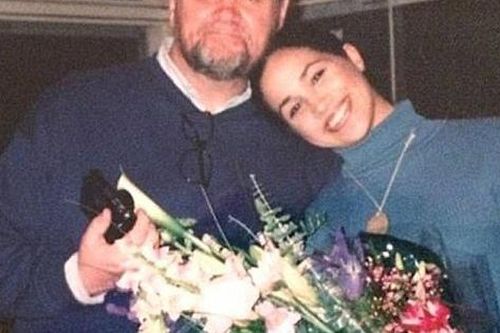 Sự thật gây sốc về chuyện cha công nương Meghan Markle vắng mặt trong đám cưới con gái