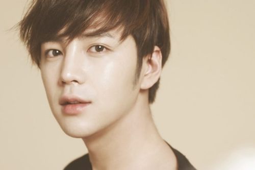 Jang Geun Suk nhập ngũ rồi, chắc fan sẽ nhớ những vai diễn này của anh lắm đó!