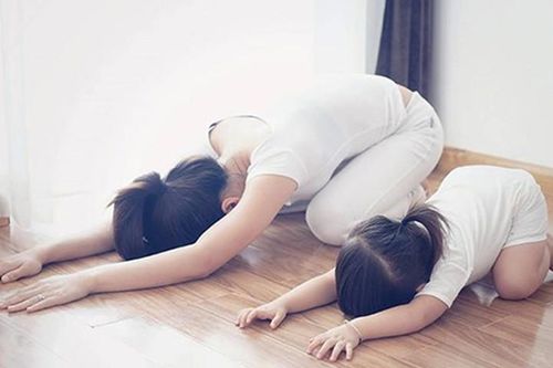 Hết hẳn đau lưng tức thì với 3 bài tập yoga đơn giản