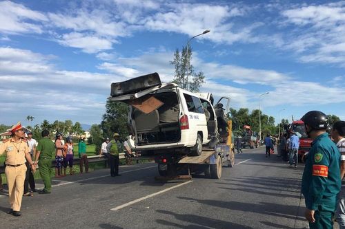 Hiện trường thảm khốc vụ xe rước dâu gặp nạn, 13 người tử vong