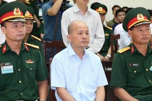 Út 'trọc' tự bào chữa ra sao khi VKS đề nghị 12-15 năm tù