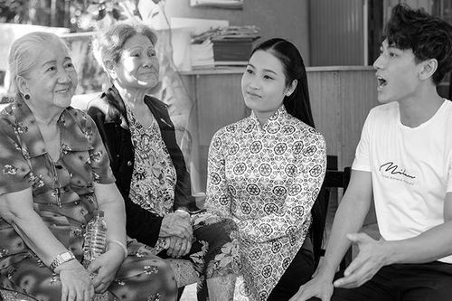 Isaac hát cải lương, Liên Bỉnh Phát xúc động trước những lời dặn dò của các nghệ sĩ tại viện dưỡng lão