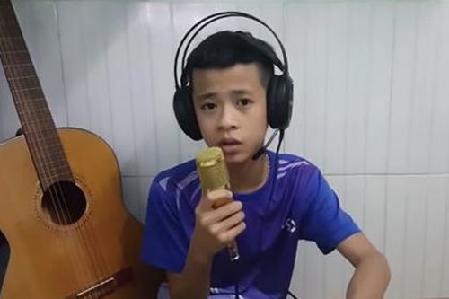 Sao nhí 14 tuổi hát 'Đến sau một người' gây tranh cãi