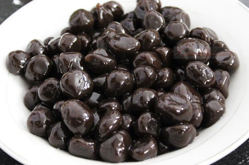 Nỗ lực trong hoảng loạn, nữ bác sĩ nhìn con hóc hạt trân châu chết trước mặt