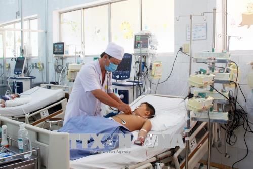 Bé trai 6 tuổi hóc viên mọc trong tô bún phải nhập viện đã qua cơn nguy kịch