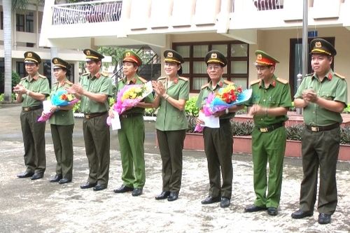 Khen thưởng Ban chuyên án đấu tranh thu giữ 2,7 kg ma túy