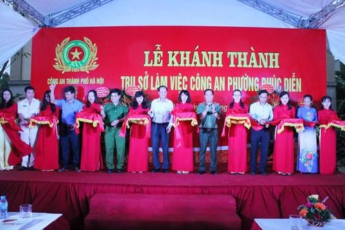 Có trụ sở mới phải tiếp tục phục vụ nhân dân tốt hơn nữa