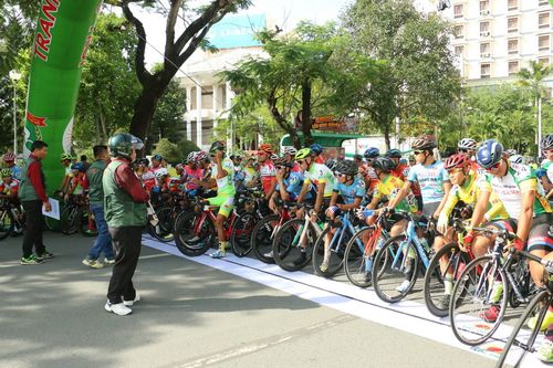 Chặng 6 Giải xe đạp ĐBSCL - Cúp Gạo hạt ngọc trời: Đội Ynghua Đồng Nai giành chiến thắng