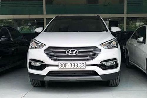 Hyundai Santafe biển 'ngũ quý 3' bán 2,5 tỷ tại Hà Nội