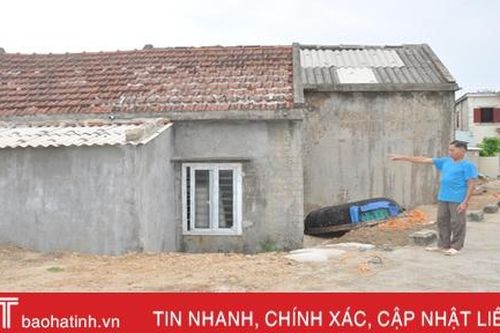 Đê biển Cẩm Nhượng xói lở, sụt lún 'uy hiếp' hàng ngàn hộ dân!