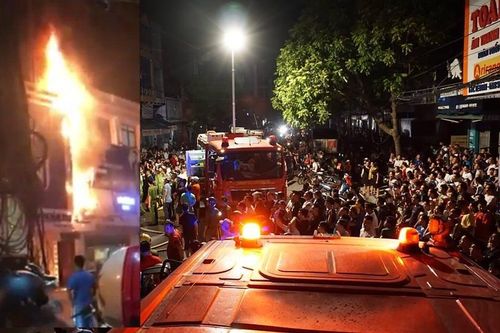Lửa bốc ngùn ngụt thiêu rụi nhà dân ở Thanh Hóa
