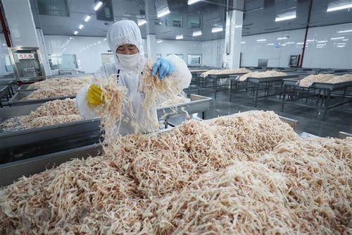 Tổng thống Mỹ dọa áp thuế đối với toàn bộ hàng nhập khẩu từ Trung Quốc