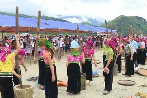 Hương cốm thơm lừng lễ hội 'Mừng cơm mới'