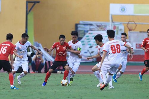 4 phút phản lưới 2 lần, Long An dâng vé lên V-League cho Viettel