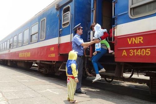 Ga Sài Gòn nhận đăng ký vé tàu Tết