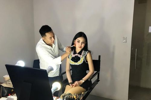 Lê Âu Ngân Anh tiết lộ 'bí kíp' được 'ông trùm' sắc đẹp quốc tế truyền dạy