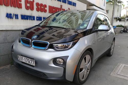 BMW i3 độc nhất Việt Nam tái xuất trên phố Sài Gòn