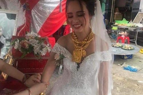 Cô dâu Kiên Giang được trao 129 cây vàng trong ngày cưới