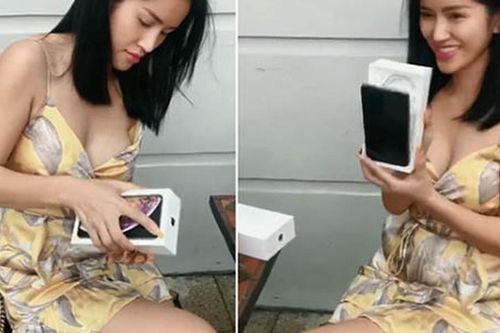 Gái xinh đập hộp Iphone XS Max khiến người xem 'đứng tim'
