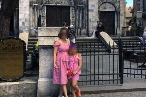 Mẹ đơn thân tử vong vì thanh sắt rơi giữa phố Hà Nội: Ai sẽ chăm sóc bé gái 6 tuổi?