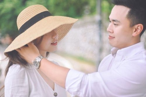 Được bạn trai bất ngờ cầu hôn, đây là phản ứng của hot girl Mie Nguyễn