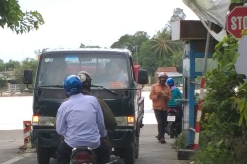 Cam kết sẽ không vi phạm thu phí qua phà sai quy định