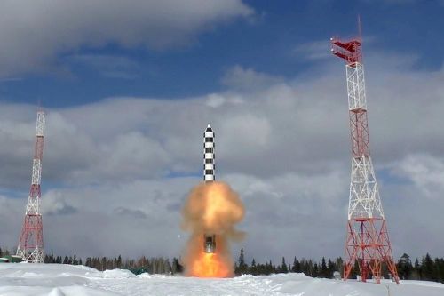 Nga phóng tên lửa siêu khủng 'không thể đánh chặn' có thể mang đầu đạn siêu âm