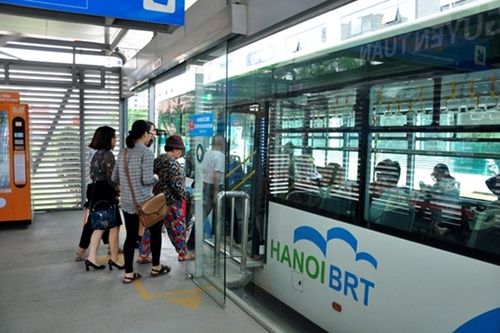 Chủ tịch Hà Nội: 'Chuyên gia đánh giá BRT Hà Nội hiệu quả'