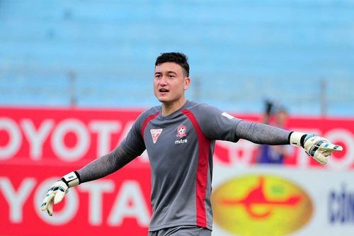 Đặng Văn Lâm là thủ môn hay nhất V-League 2018