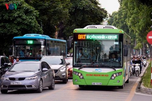 Buýt nhanh BRT Hà Nội: Thanh tra ra đầy rẫy sai phạm