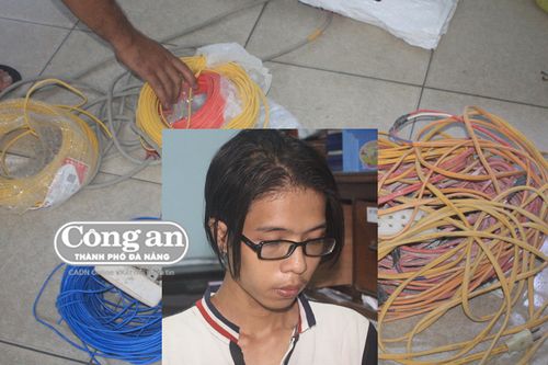 Cắt dây điện bán phế liệu