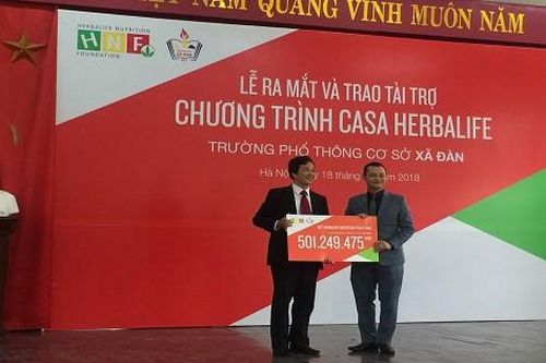 Herbalife tài trợ hơn 500 triệu đồng cho học sinh khiếm thính THCS Xã Đàn