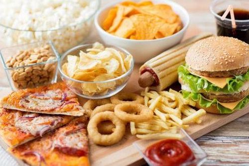 Ung thư dạ dày gia tăng ở Việt Nam: Có phần lỗi từ thói quen ăn uống