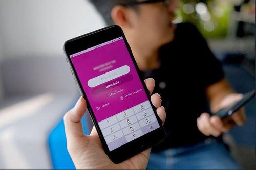 Mất cả chục triệu đồng vì bị lừa đảo trúng thưởng qua ví điện tử