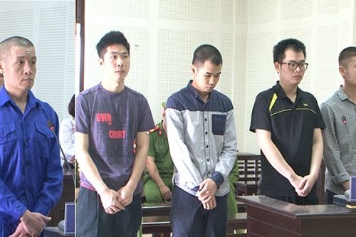 Nhóm người Trung Quốc dùng thẻ ATM giả để chiếm đoạt tài sản