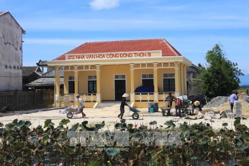 Hỗ trợ xi măng cho chương trình nông thôn mới