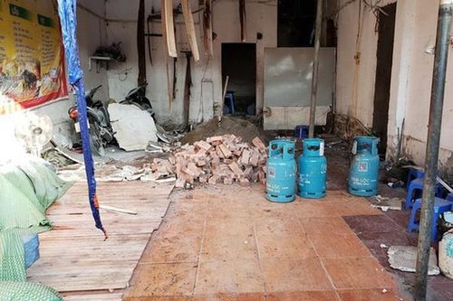 Tiếc căn nhà bị phát mại, xả gas định phóng hỏa