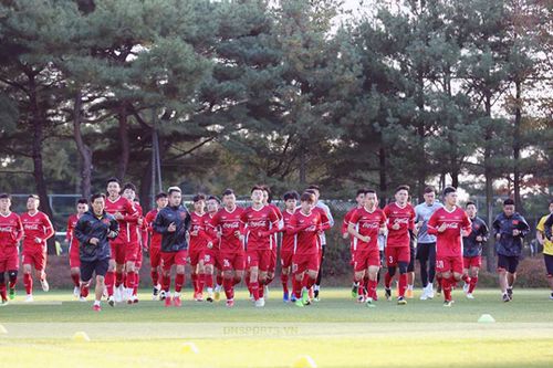 Công Phượng ghi bàn, tuyển Việt Nam thắng Seoul FC