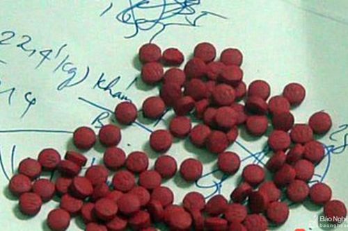 'Lận' hơn 300 viên hồng phiến trong người để đi chơi