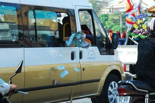 Tắc đường, chết người vì tiền đám ma: Cần mạnh tay xử phạt