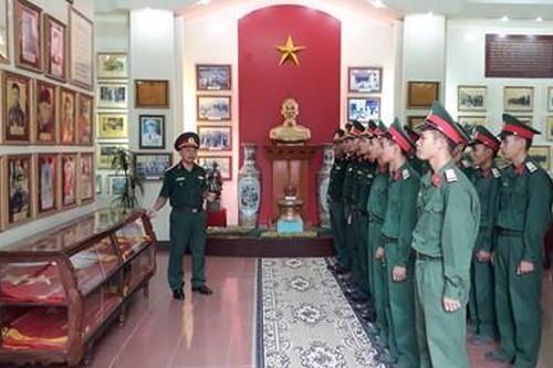 Góp phần 'truyền lửa' truyền thống đơn vị