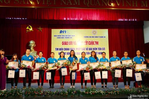 Hơn 1.300 sinh viên tham gia thi tìm hiểu bảo hiểm tiền gửi