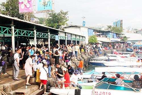 Khai thác du lịch vịnh Nha Trang: Doanh nghiệp thua trên sân nhà