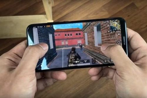 4 smartphone giá 5-8 triệu chơi game tốt nhất