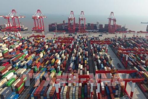 Thâm hụt thương mại của Mỹ tăng mạnh