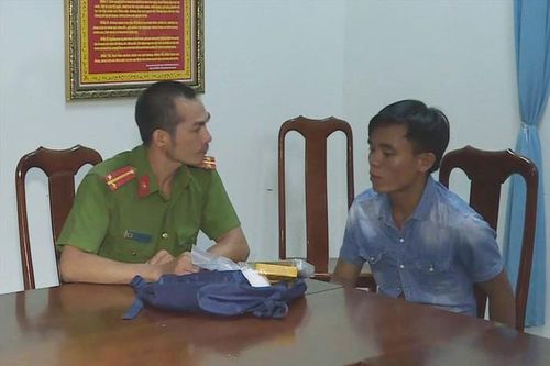 Vận chuyển thuê 2 bánh heroin từ Bình Dương lên Đắk Lắk với giá 10 triệu đồng